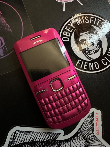 Nokia  C3-00 – Hot Pink (Ohne Simlock) Smartphone