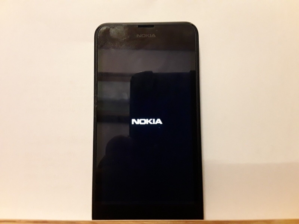 Handy Nokia Lumia 635 schwarz  (Ohne Simlock) Smartphone