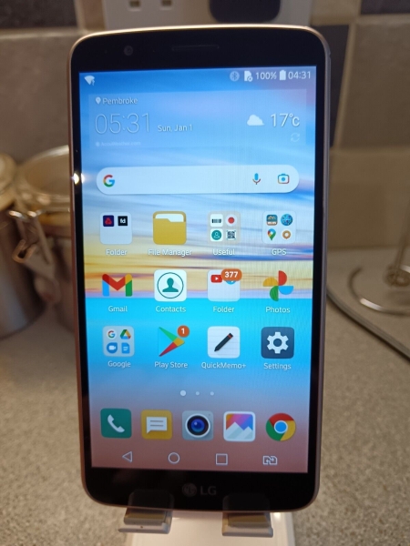 LG Stylo 3 3GB RAM Modell LG-m400DK Handy, guter Zustand, kaum benutzt.