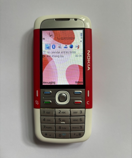 Nokia XpressMusic 5700 – rot (entsperrt) Smartphone selten