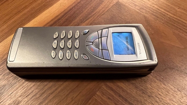 Nokia  Communicator 9210i – Grau (Ohne Simlock) Smartphone