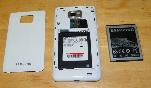 Samsung Galaxy SII GT-I9100G Smartphone Weiß