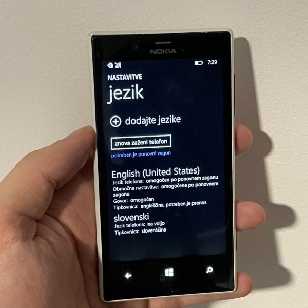 Nokia  Lumia 720 – 8GB – White Smartphone rare