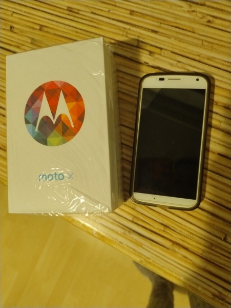 Motorola  MOTO X – 16GB – Weiß (Ohne Simlock) Smartphone (2. Gen.)