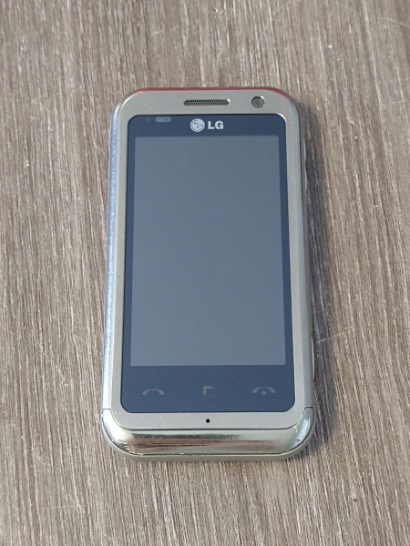 LG KM900 entsperrt silber Smartphone *KEIN AKKU* KLASSE C