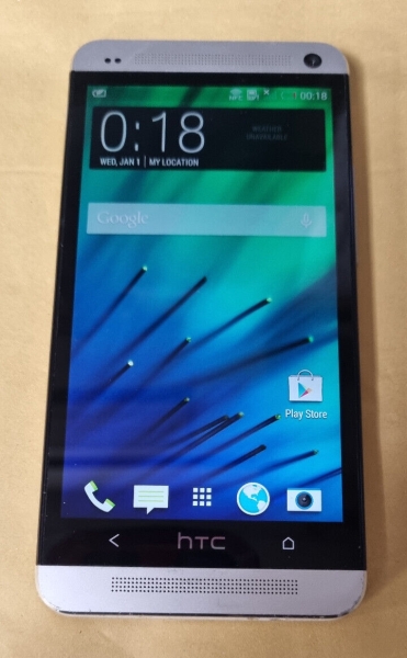 HTC One M7 PN07100 32GB GESPERRT DEFEKT WLAN TEILE