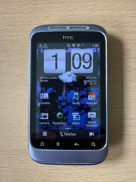 HTC Smartphone Wildfire-S PG76100 in lila