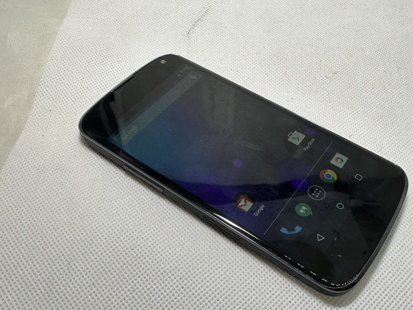 LG NEXUS 4 – E960 – Smartphone schwarz (entsperrt)