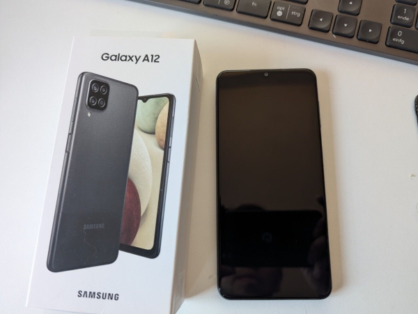 Samsung Galaxy A12 – 64GB – Schwarz (Ohne Simlock) (Dual-SIM) Smartphone Android