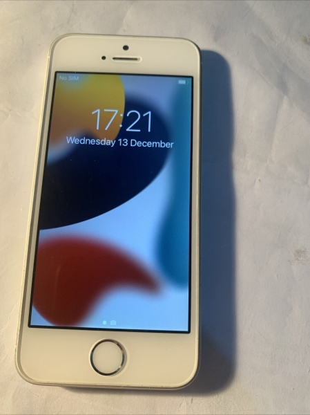 Apple iPhone SE 1. Generation 32GB Silber (Ohne Simlock)