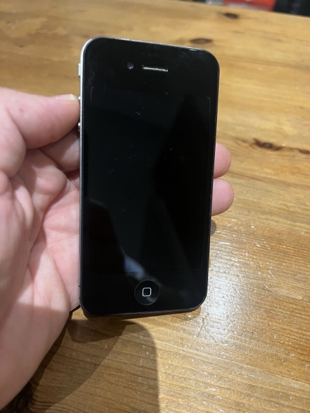 Apple iPhone 4 schwarz – 8GB – Schwarz NICHT GETESTET