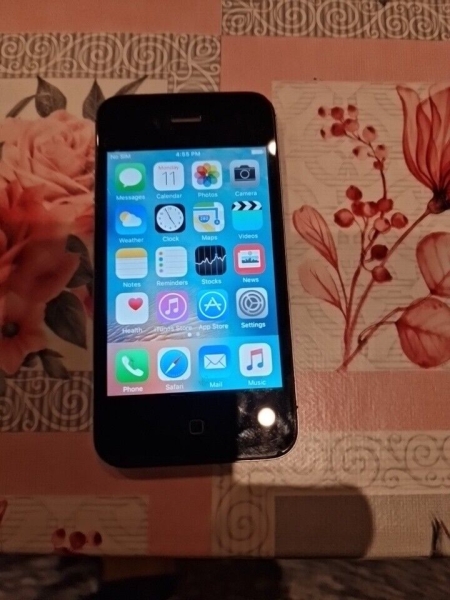 Apple iPhone 4s 16GB Smartphone – Schwarz (entsperrt)