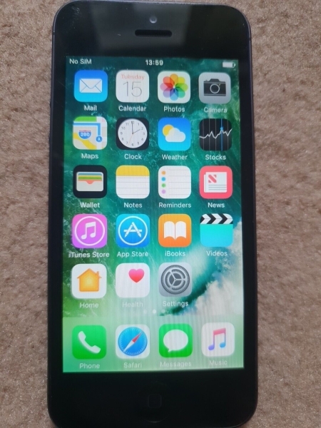 Apple iPhone 5 – 16GB – Schwarz & Schiefer Gebraucht Guter Zustand