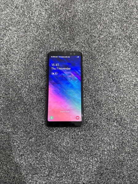 Samsung Galaxy A8 2018 32GB SM-A530F entsperrt 4G Android Smartphone Dual Sim