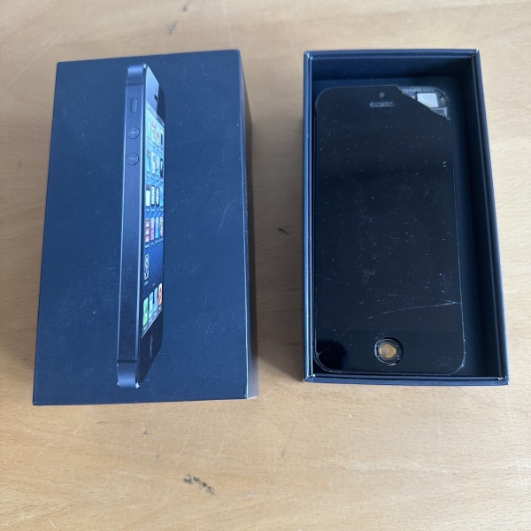 Apple iPhone 5 – 16GB – Schwarz & Schiefer (Entsperrt) A1429 (GSM) Originalverpackt