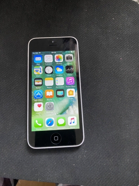 Apple iPhone 5c – 16GB – Weiß (Entsperrt) A1507 (GSM)