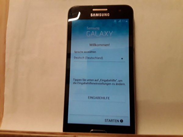 Samsung Galaxy A3 Schwarz  (Ohne Simlock) Smartphone