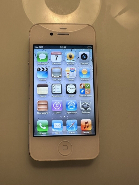 Apple iPhone 4 16GB weiß iOS 5.0.1 TEILE NUR BESCHREIBUNG LESEN!!!