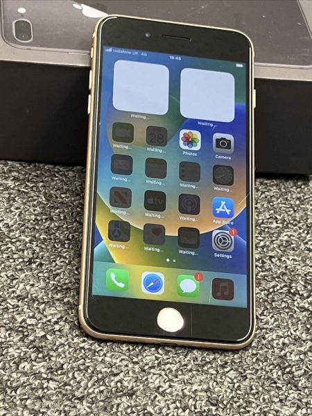 Apple iPhone 8 Plus – 64 GB – Gold (entsperrt) – Ref. 50162-1-A