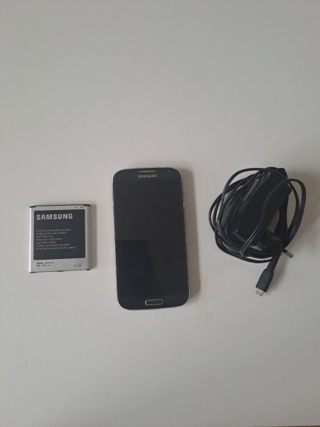 Samsung Galaxy S4 (GT-I9505) Smartphone 16 GB (ohne Simlock)