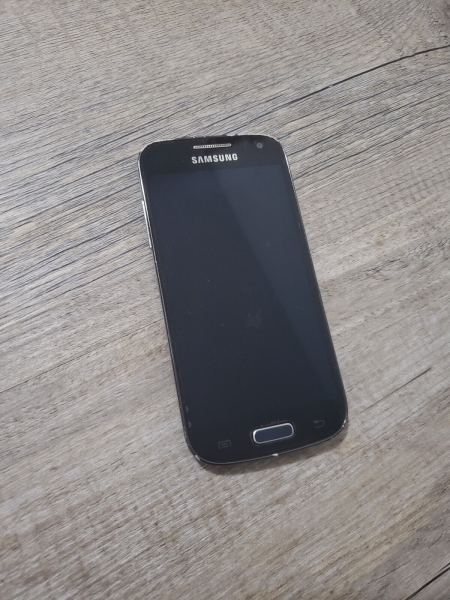 Samsung Galaxy S4 Mini GT-I9195I – 8GB- (Ohne Simlock) Smartphone – Schwarz