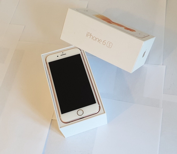 Apple iPhone 6s (entsperrt) 64GB (verpackt mit vollem Inhalt) Roségold UVP £229