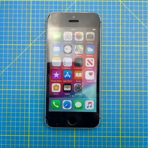 Apple iPhone 5s – 16GB – Spacegrau (entsperrt) A1457 (GSM) Beschreibung lesen