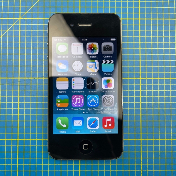 Apple iPhone 4 – 16 GB – Schwarz (Vodafone Netzwerk) Smartphone A1332