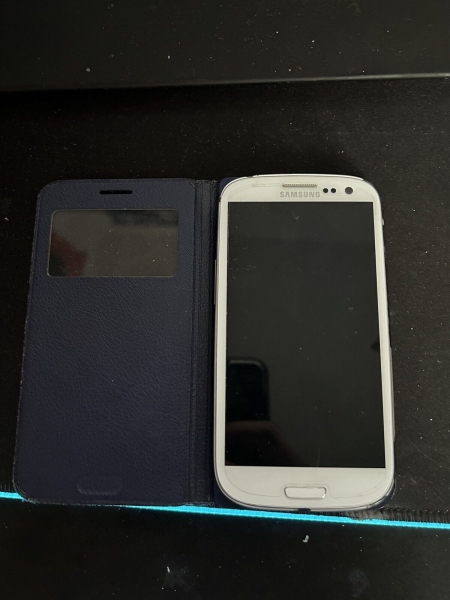 Samsung  Galaxy 3 GT-I5800 – Chic White (Ohne Simlock) Smartphone