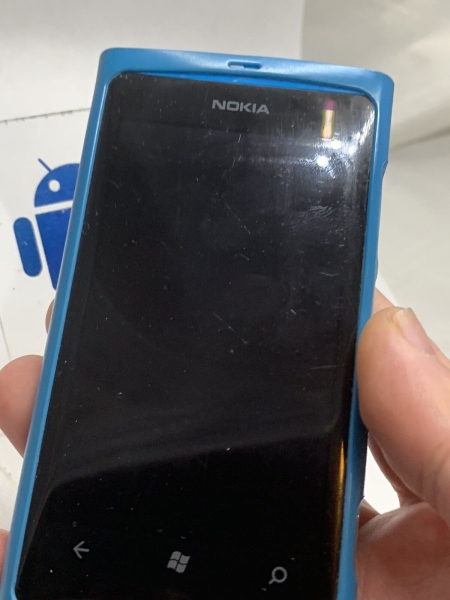 Defekt Nokia Lumia 800 – Smartphone