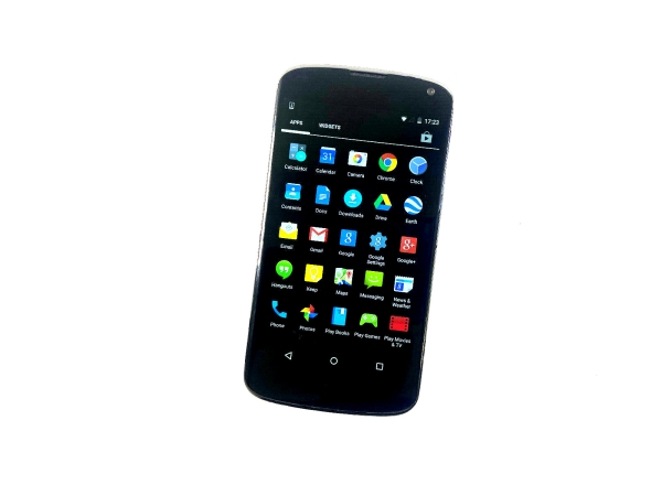 LG Nexus 4 schwarz 16GB entsperrt Android durchschnittlicher Zustand Klasse C 124