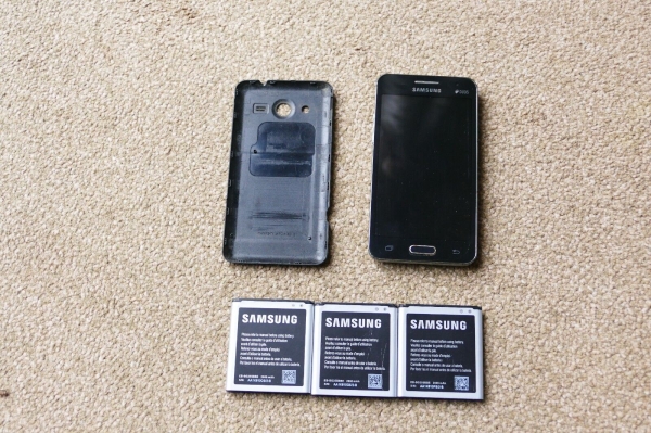 Samsung Galaxy Core Duo S SM-G355 – schwarz Smartphone (Ersatzteile oder Reparatur)