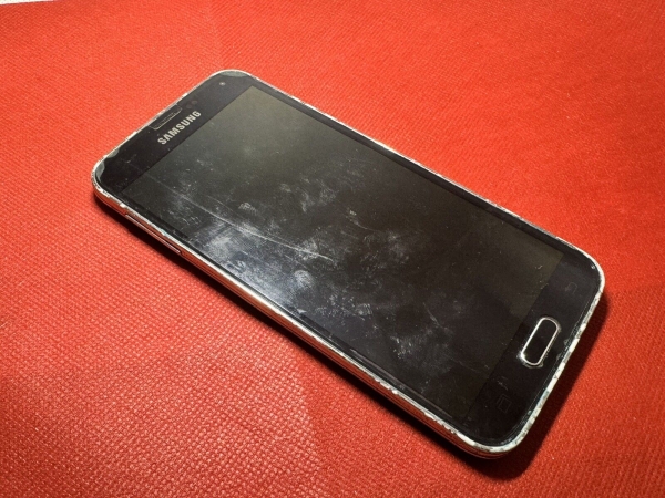 Defektes Samsung Galaxy S5 – SM-G900F Smartphone Defekt