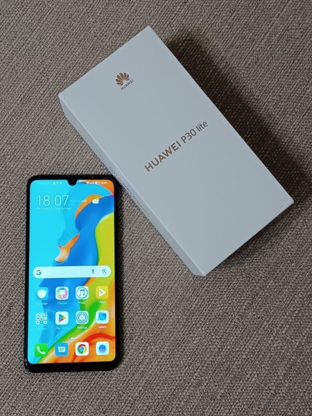 Huawei P30 Lite Smartphone 128GB Midnight Black 6,1″ (Entsperrt) Android – Top