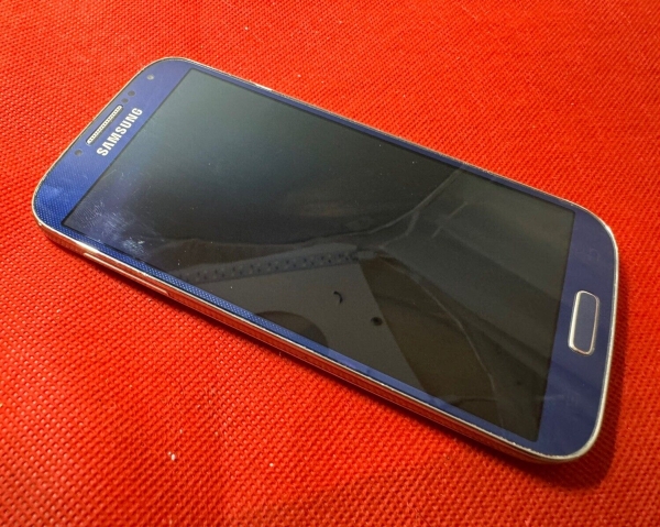 Samsung Galaxy S4 I9505 blau weiß (entsperrt) Smartphone