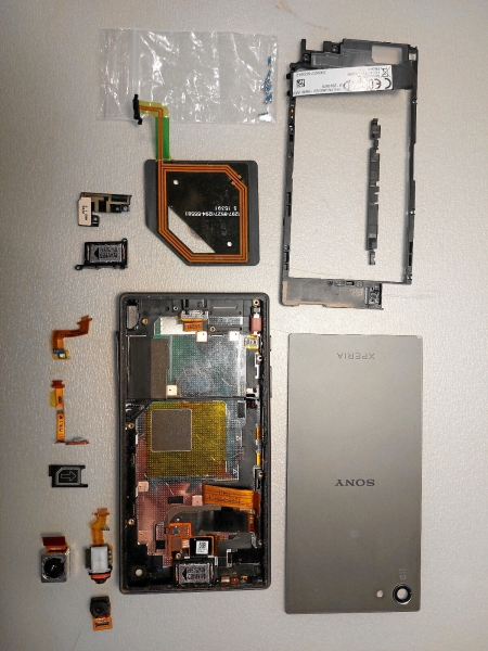 Sony  Xperia Z5 Compact Smartphone ohne Mainboard als Ersatzteil(e)