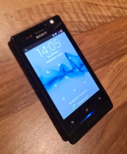 Sony Xperia Miro ST23i schwarz Smartphone