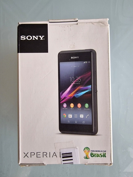 Sony Xperia E1 D2005 – Lila (Ohne Simlock) Smartphone *NEU+OVP*