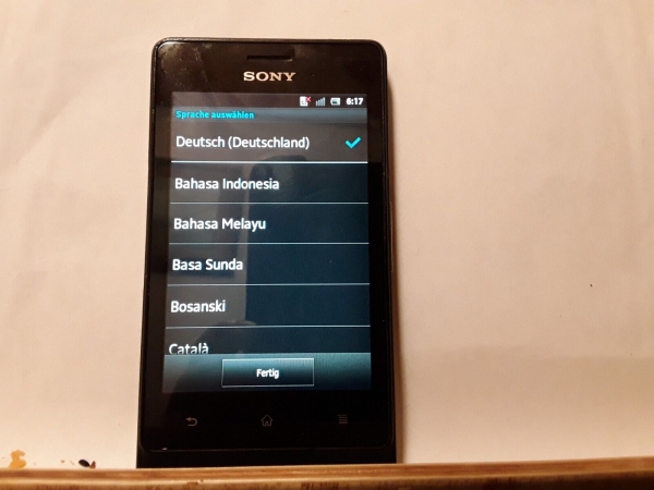 Handy Sony Xperia ST27i schwarz  (Ohne Simlock) Smartphone