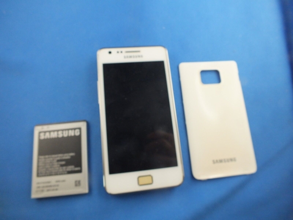 Samsung  Galaxy S II GT-I9100  32GB  Weiß Smartphone White Software fehler Defek