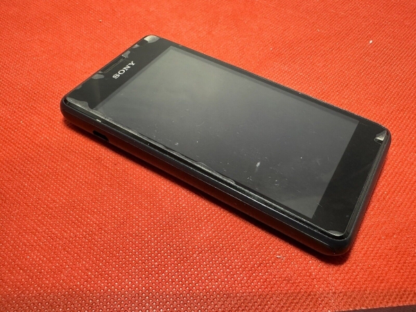 Sony E1 D2005 schwarz Smartphone defekt