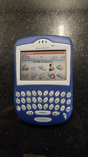 BlackBerry 7230 – Blau (Ohne Simlock) Smartphone