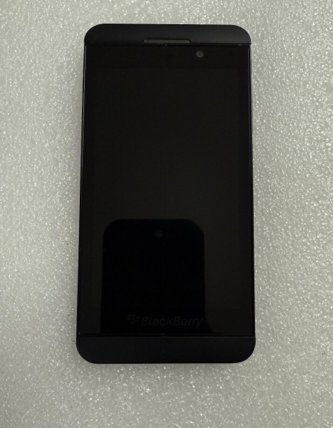 BlackBerry Z10 16GB Schwarz (Ohne Simlock) Smartphone