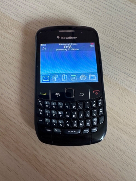 BlackBerry  Curve 8520 – Schwarz (O2) Smartphone