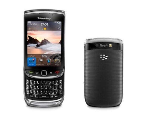 BRANDNEUE BLACKBERRY 9800 TASCHENLAMPE 4GB ENTSPERRTES TELEFON – WIFI – MP3 – 5MP KAMERA