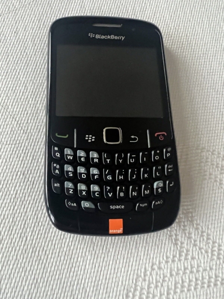 BlackBerry Curve 8520 Smartphone (Orange) – Schwarz (Erscheinungsdatum: 30.08.2009)