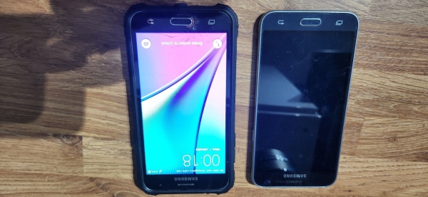 2 x Samsung Galaxy J3 16GB (1 funktioniert mit geknacktem Bildschirm, 1 funktioniert nicht)