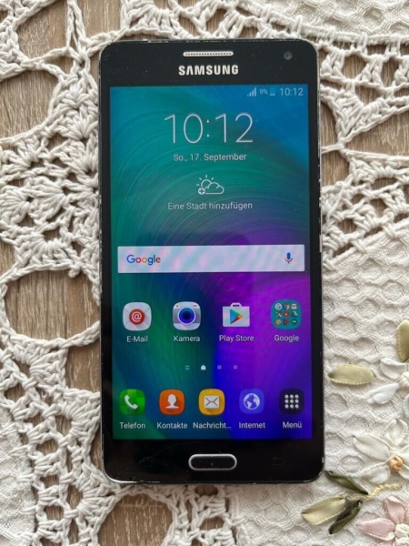 Samsung  Galaxy A5 SM-A510FZKADBT 16GB Smartphone – Schwarz