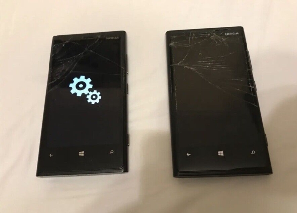 Nokia  Lumia 920 – 32GB – Schwarz (Ohne Simlock) Smartphone 2 Stück Touch Bruch