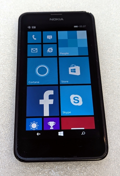 ORIGINAL NOKIA LUMIA 635 8GB WINDOWS PHONE 8 SINGLE SIM SCHWARZ GUTER ZUSTAND – ENTSPERRT